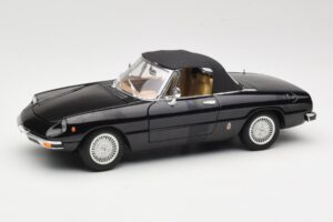 Alfa Romeo Spider 916 Veloce Noir Ricko 1:18 32107 Métal