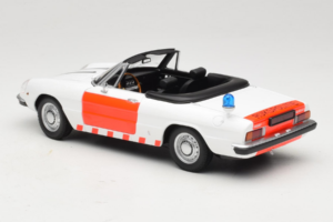 Alfa Romeo Spider Rijkspolitie Minichamps 1:18 180120994 Métal — image 7 sur 8