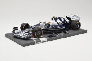 AlphaTauri AT03 #22 Y. Tsunoda Bahrain GP 2022 Minichamps 1:18 117220122 Métal — image 2 sur 6