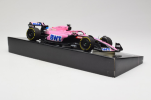 Alpine A522 BWT #14 F. Alonso BWT Alpine F1 Team Bahrain Grand Prix 2022 Minichamps 1:18 147220114 Résine — image 4 sur 7