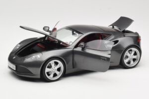 Artega GT Grey Metallic Revell 1:18 09024 Métal — image 2 sur 8