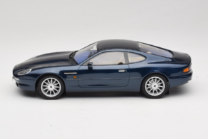 Aston Martin DB7 Mendip Blue Cult Models 1:18 CML187-3 Résine — image 3 sur 6