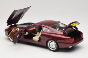 Aston Martin DB7 Rouge Guiloy 1:18 67550 Métal — image 5 sur 8