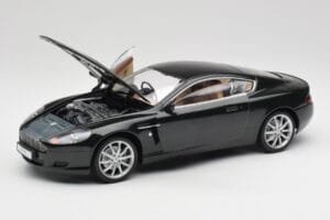 Aston Martin DB9 Noir Solido 1:18 15025600 Métal — image 2 sur 8