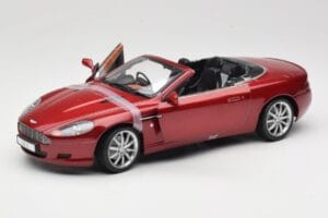 Aston Martin DB9 Volante Rouge Solido 1:18 8163 Métal — image 2 sur 8