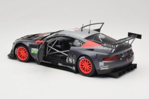 Aston Martin DBR9 GT1 #59 Team Modena A. Garcia / J. Menten / C. Fittipaldi 24 Hours of Le Mans 2006 Solido 1:18 80014 Métal — image 5 sur 8