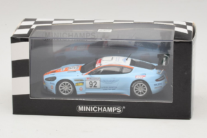 Aston Martin DBRS9 Gulf #92 T. Enge / Lechner VLN 250 Nurburgring 2008 Minichamps 1:43 400081392 Métal — image 4 sur 4