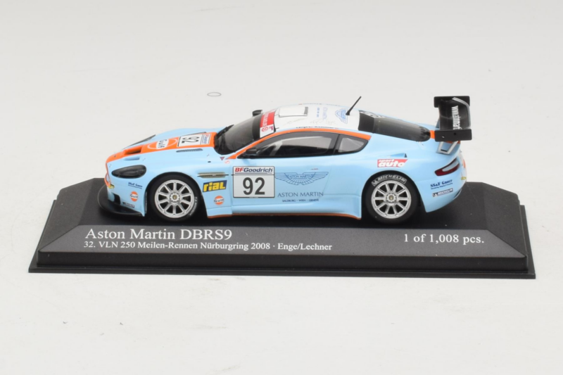 Aston Martin DBRS9 Gulf #92 T. Enge / Lechner VLN 250 Nurburgring 2008 Minichamps 1:43 400081392 Métal