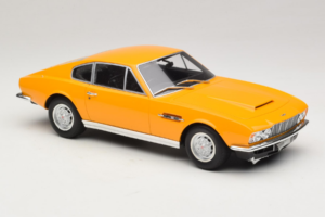Aston Martin DBS Jaune GT Spirit 1:18 GT079 Résine — image 4 sur 6