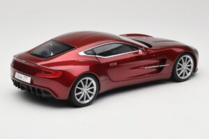 Aston Martin One-77 Diavolo Red AUTOart 1:18 70245 Métal — image 3 sur 8