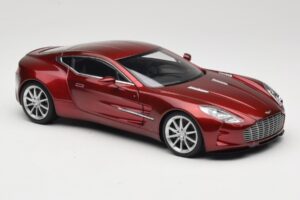 Aston Martin One-77 Diavolo Red AUTOart 1:18 70245 Métal — image 6 sur 8