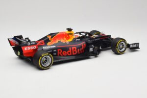 Aston Martin Red Bull Racing RB15 #33 M. Verstappen Winner Brazil GP 2019 Minichamps 1:18 110191933 Métal — image 2 sur 6