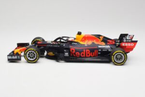 Aston Martin Red Bull Racing RB15 #33 M. Verstappen Winner Brazil GP 2019 Minichamps 1:18 110191933 Métal — image 3 sur 6