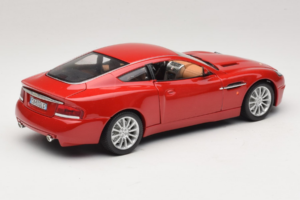 Aston Martin V12 Vanquish Rouge Bburago 1:18 33334063 Métal — image 3 sur 8