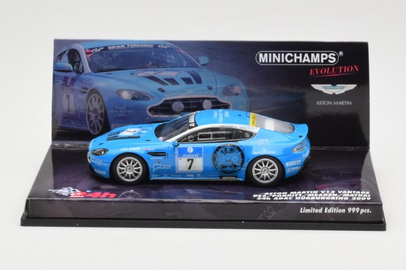 Aston Martin V12 Vantage #7 U. Bez / Porritt / R. Meaden / Mathai 24 Hours Nurburgring 2009 Minichamps 1:43 437091307 Métal