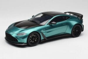Aston Martin V12 Vantage Racing Green GT Spirit 1:18 GT922 Résine
