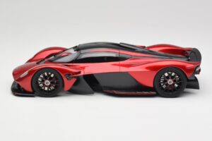 Aston Martin Valkyrie AMR Pro Hyper Red TopSpeed 1:18 TS0539 Métal — image 3 sur 6