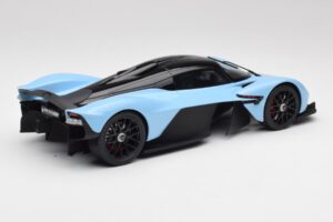 Aston Martin Valkyrie Racing Bleu GT Spirit 1:18 GT915 Résine — image 2 sur 6