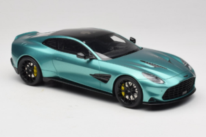 Aston Martin Vanquish Green Metallic GT Spirit 1:18 GT551 Résine — image 4 sur 6