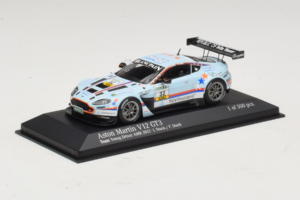 Aston Martin Vantage V12 GT3 #32 J. Stuck ADAC GT Masters 2012 Minichamps 1:43 437121332 Métal — image 2 sur 5