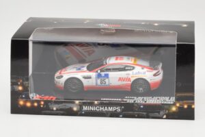 Aston Martin Vantage V8 GT4 #85 Avia Racing Team Louisoder / Niemeyer / Lamberty / Neuhorn 24 Hours Nurburgring 2011 Minicham — image 4 sur 4