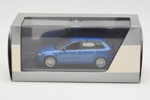 Audi A3 8P Sportback Mauritius Blue Minichamps 1:43 5010403033 Métal — image 4 sur 4