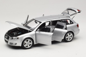 Audi A4 B7 3.2 Quattro Avant Argent Minichamps 1:18 5010404215 Métal — image 2 sur 8