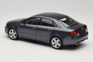 Audi A4 B7 Gris Métallisé Minichamps 1:18 100014400 Métal — image 7 sur 8