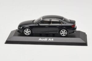 Audi A4 B8 3.2 Quattro Phantom Black Minichamps 1:43 5010704133 Métal