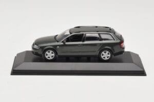 Audi A6 C5 Avant Gris Foncé Minichamps 1:43 AUDI006 Métal