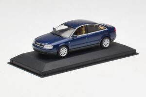 Audi A6 C5 Bleu Foncé Minichamps 1:43 132093 Métal — image 2 sur 4