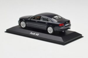 Audi A8 D3 Mauritius Bleu Metallic Minichamps 1:43 5010508123 Métal — image 3 sur 4