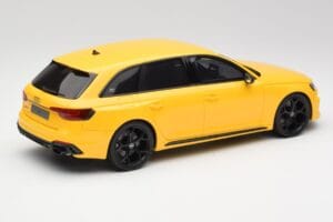 Audi RS4 B9 Avant 25e Anniversaire Vegas Jaune GT Spirit 1:18 GT935 Résine — image 2 sur 6
