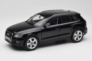 Audi Q5 8R Phantom Black Kyosho 1:18 09242BK Métal