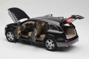 Audi Q7 4L Lava Grey Minichamps 1:18 5010507625 Métal — image 5 sur 8