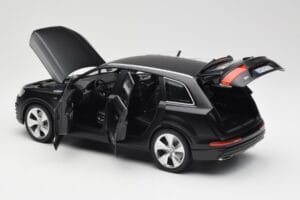 Audi Q7 4M Noir Mat Minichamps 1:18 110014001 Métal — image 5 sur 8