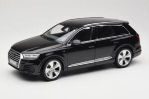 Audi Q7 4M Orca Black Minichamps 1:18 5011407625 Métal