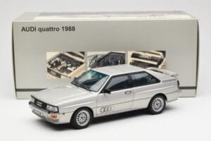Audi Quattro LWB Argent AUTOart 1:18 70303 Métal — image 8 sur 8