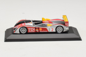 Audi R10 TDI LMP1 #2 R. Capello / T. Kristensen 2007 Minichamps 1:43 400071602 Métal