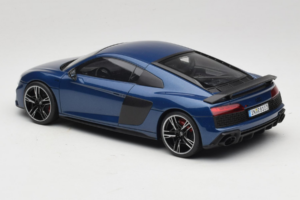Audi R8 Ascari Blue Jada 1:18 5011918451 Métal — image 5 sur 6