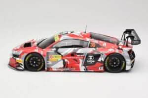 Audi R8 LMS #30 AAPE M. Lee FIA GT World Cup Macau 2015 Minichamps 1:18 155151130 Métal — image 3 sur 6