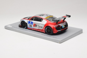 Audi R8 LMS #99 F. Biela / P. Kaffer / M. Fässler / M. Hennerici Phoenix Racing 24 Hours Nürburgring 2009 Spark 1:18 18S041 R — image 5 sur 6