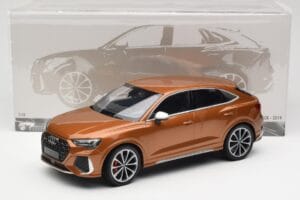 Audi RS Q3 Sportback 8U Brown Metallic Minichamps 1:18 155018104 Métal — image 6 sur 6