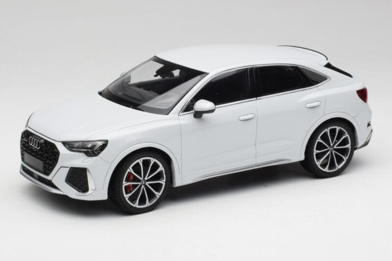 Audi RS Q3 F3 Sportback Glacier White Metallic Minichamps 1:18 155018105 Métal