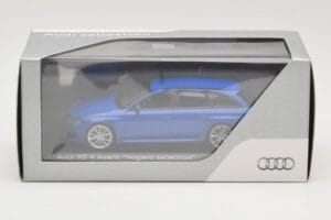 Audi RS4 B8 Avant Nogaro Blue Sélection de Noël 2014 Minichamps 1:43 AUDI003 Métal — image 4 sur 4