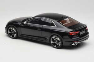 Audi RS5 B9 Coupe Noir GT Spirit 1:18 GT751 Résine — image 5 sur 6