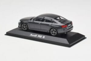 Audi RS6 C6 Daytona Grey Minichamps 1:43 5010810123 Métal — image 3 sur 4