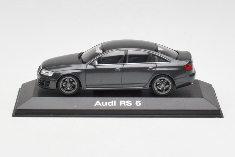 Audi RS6 C6 Daytona Grey Minichamps 1:43 5010810123 Métal