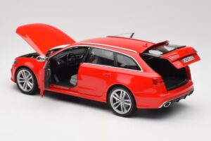 Audi RS6 C7 Avant Rouge Minichamps 1:18 110012011 Métal — image 5 sur 8