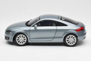 Audi TT 8J Condor Gris Minichamps 1:18 5010500415 Métal — image 4 sur 8